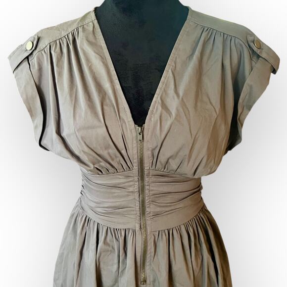 Bar III Women's Gray V-Neck Cinched Waist Zip Front A-Line Dress Size Small - Picture 8 of 13
